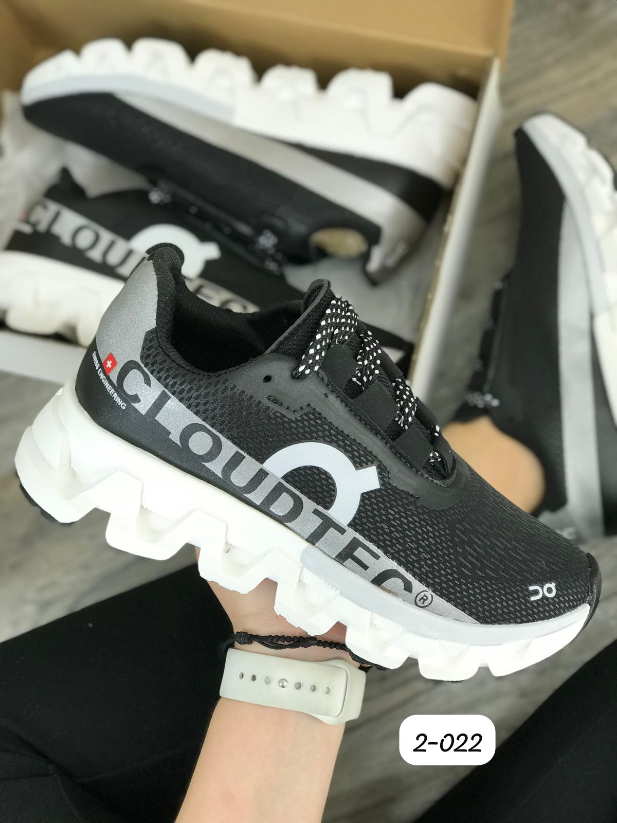 Tenis Monster CloudTec Running